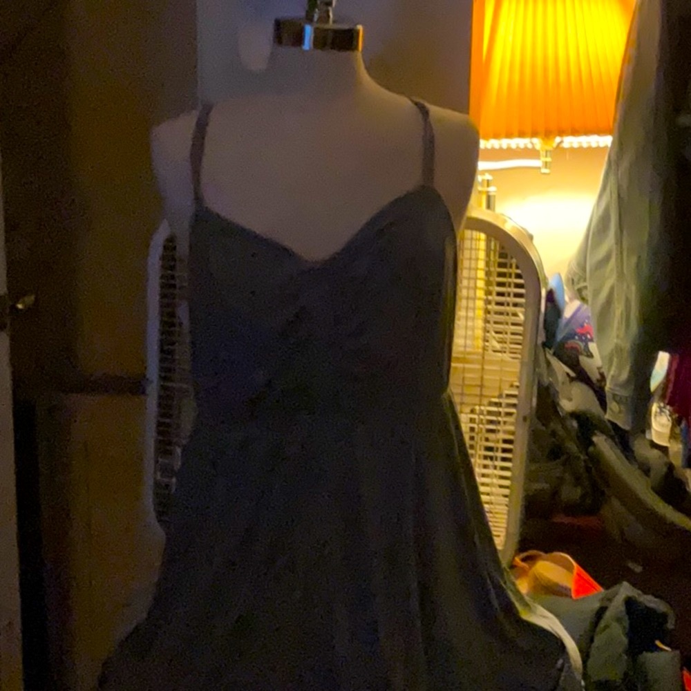 TORRID MIDI super soft button-front dress
Color GREY
Size 1X - Picture 5 of 5
